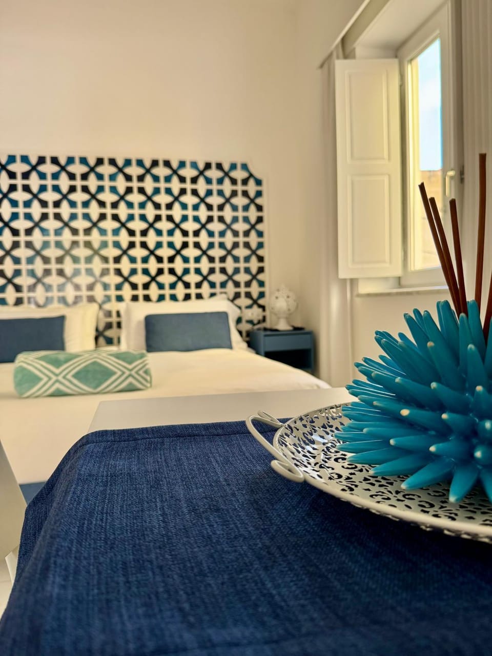 MARILISE - La maison blue private garden & terrace Apartment in Campania