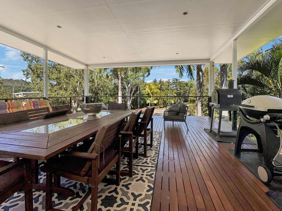 The Deck on Picnic House in Queensland