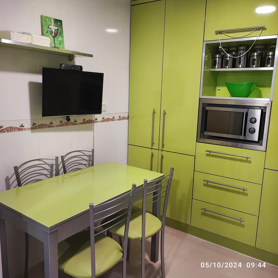 Kitchen or kitchenette, oven, stove