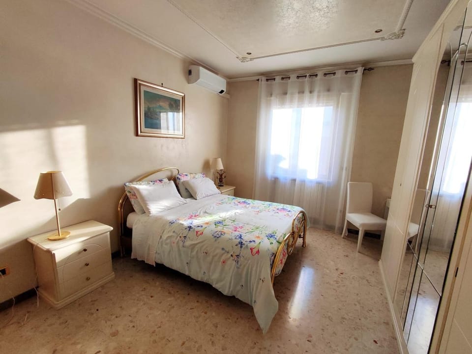 metro C and Tor Vergata Bed and Breakfast in Rome