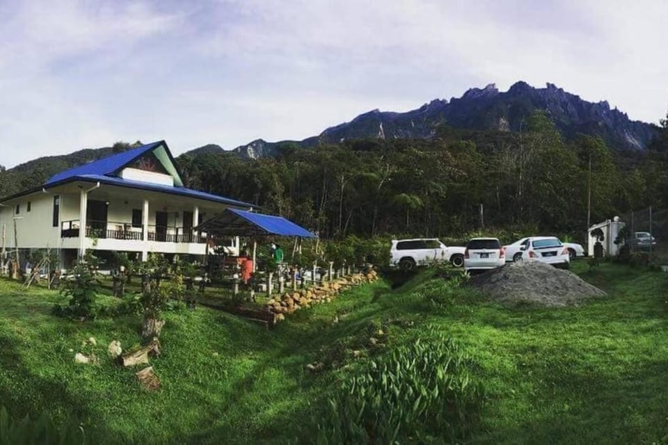 Bonsai Villa @ Mesilou 盆栽小苑 Villa in Sabah
