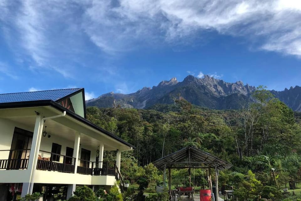 Bonsai Villa @ Mesilou 盆栽小苑 Villa in Sabah
