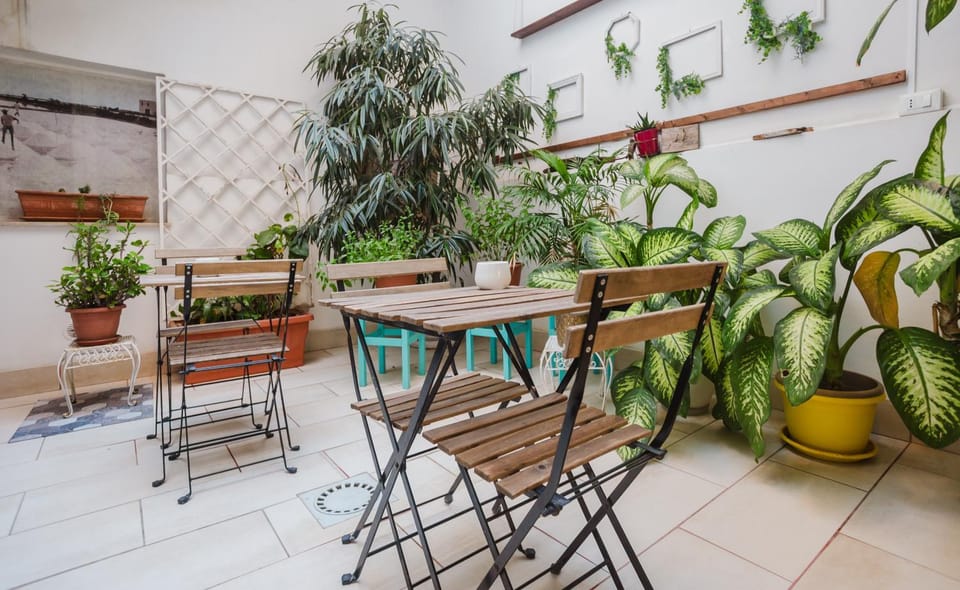 Garden, Living room, Dining area, Garden view