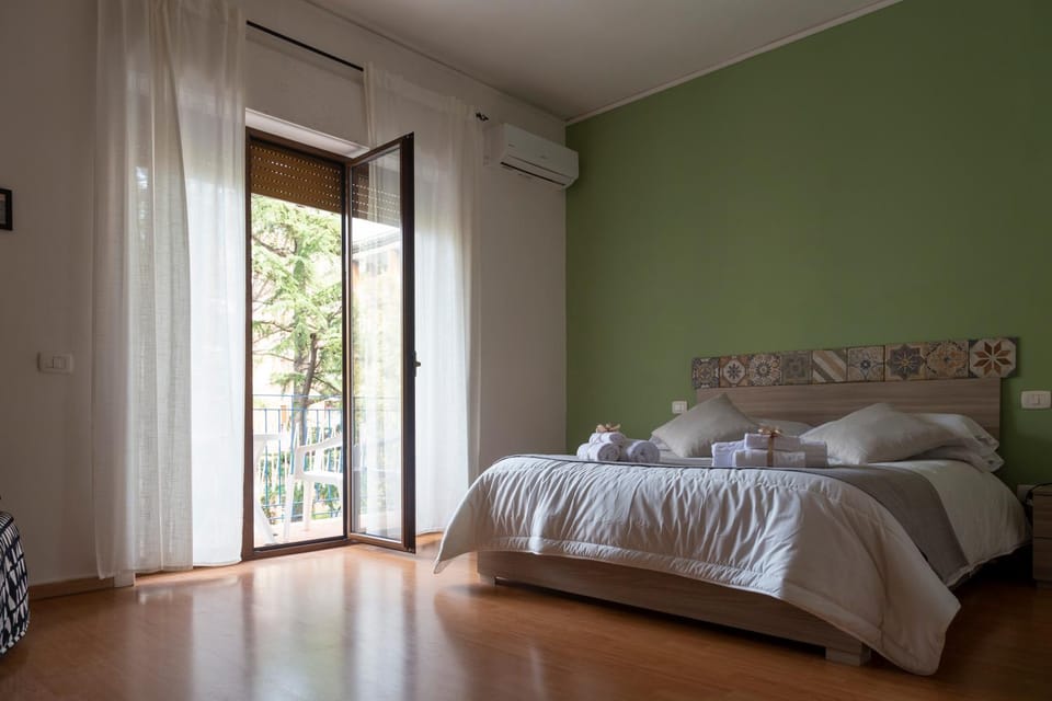 Balcony/Terrace, Bedroom