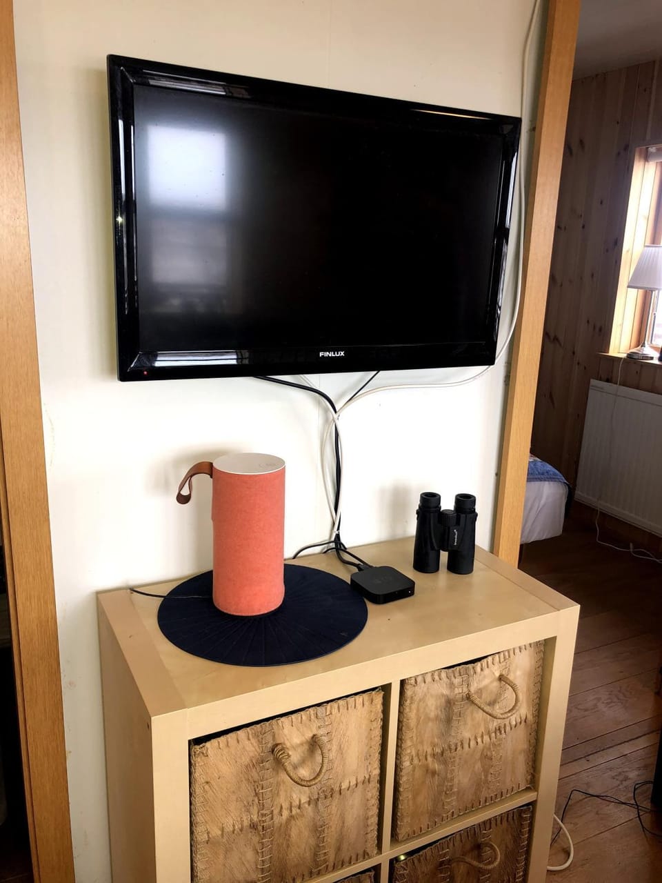 TV and multimedia, Decorative detail