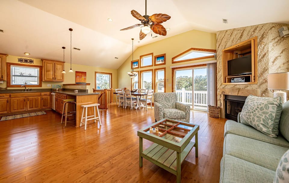 Ace's Delight TOO - Nags Head MP 11.5 - Heated Pool/Hot Tub, Pool Table, Tiki Bar, Sauna House in Nags Head