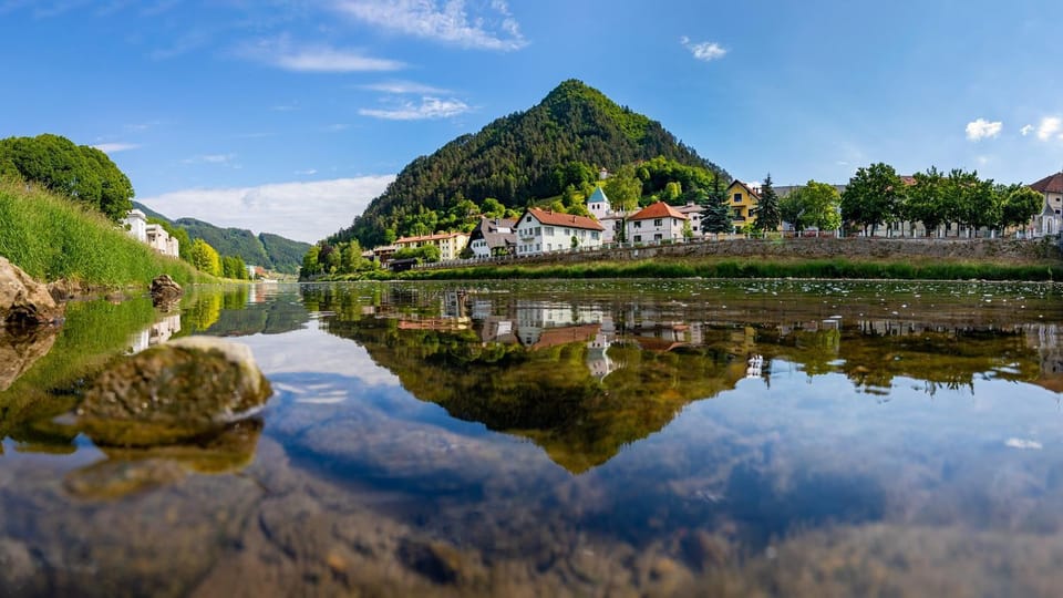 Neighbourhood, Natural landscape