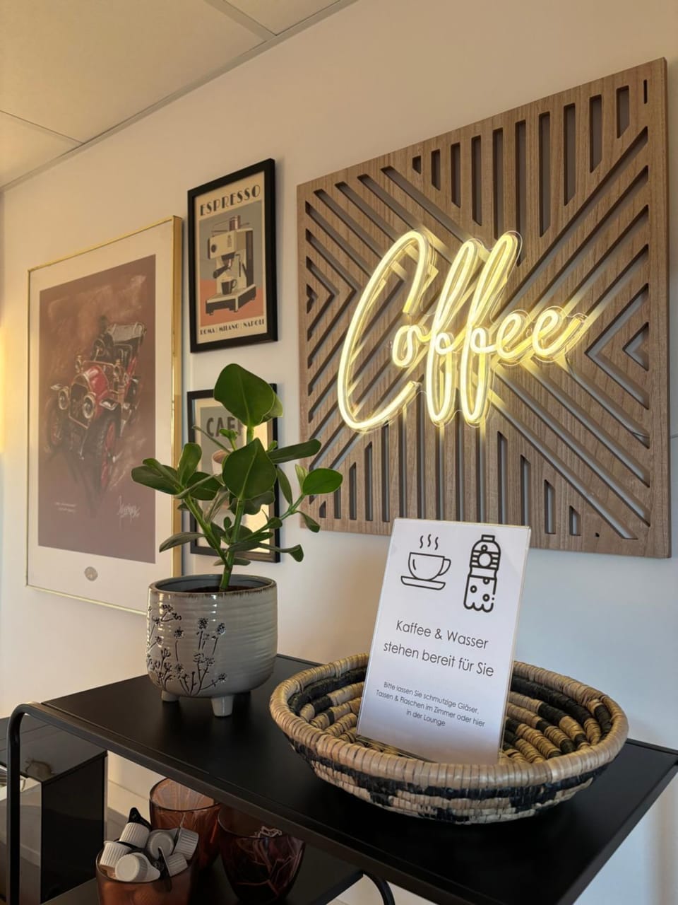 Communal lounge/ TV room, Lounge or bar