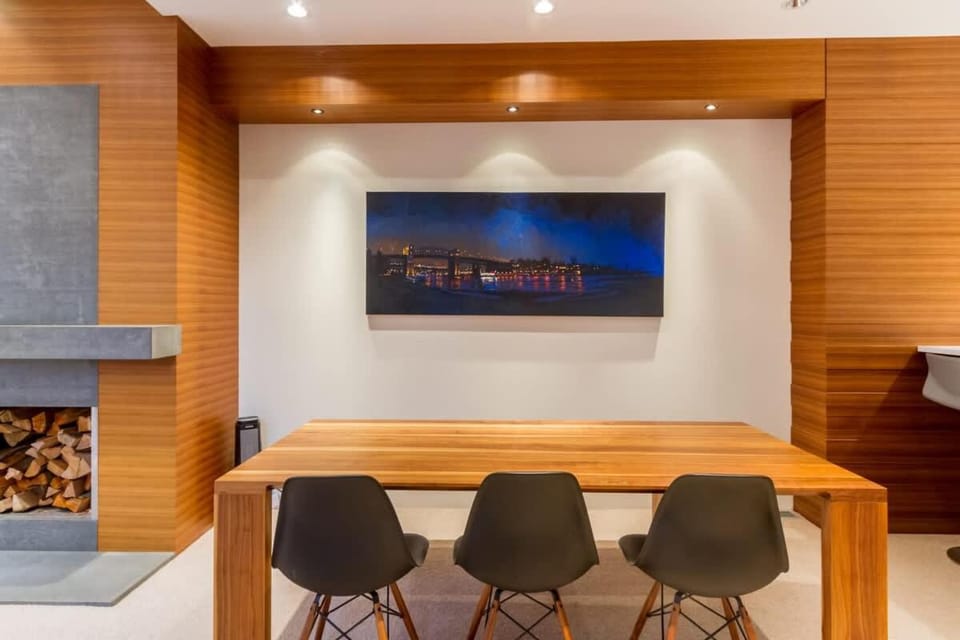 05 Forest Creek House in Whistler
