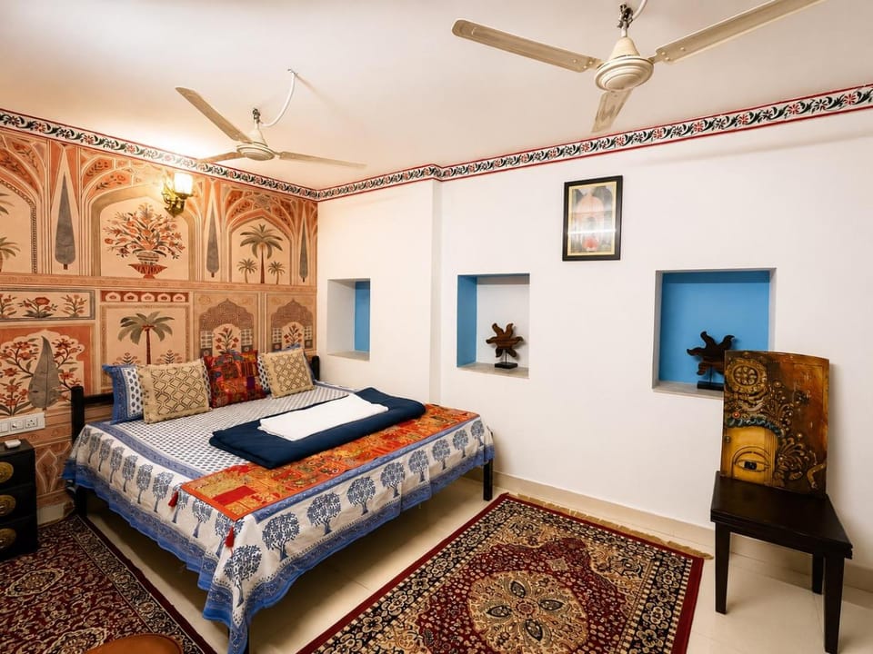 Bed, Bedroom