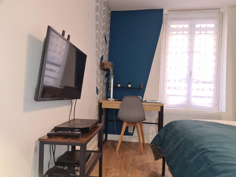 TV and multimedia, Seating area