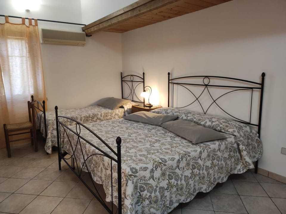 All'ombra degli Ulivi B&B Farm Stay in Umbria