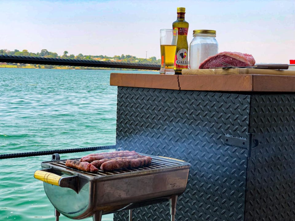 BBQ facilities, Food and drinks, Food, Lunch