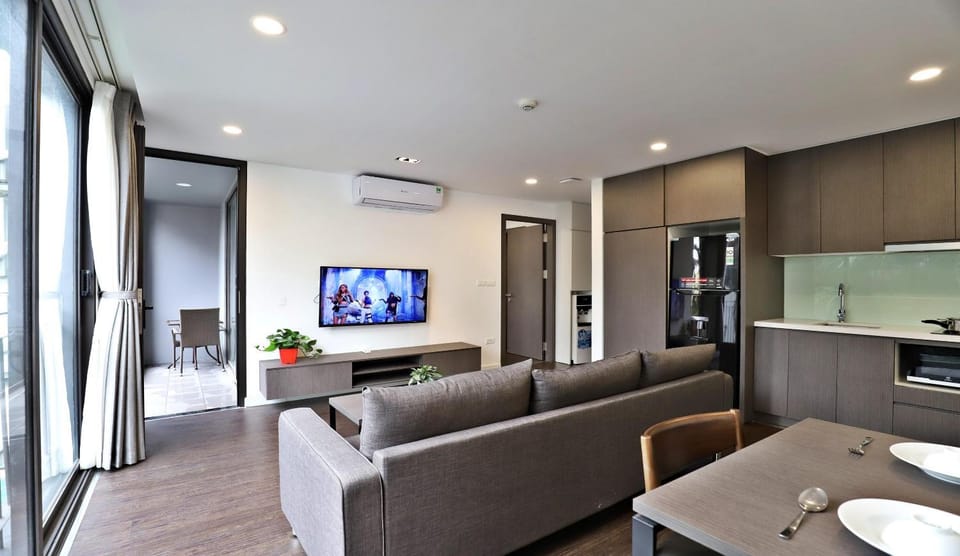 TV and multimedia, Kitchen or kitchenette, Living room