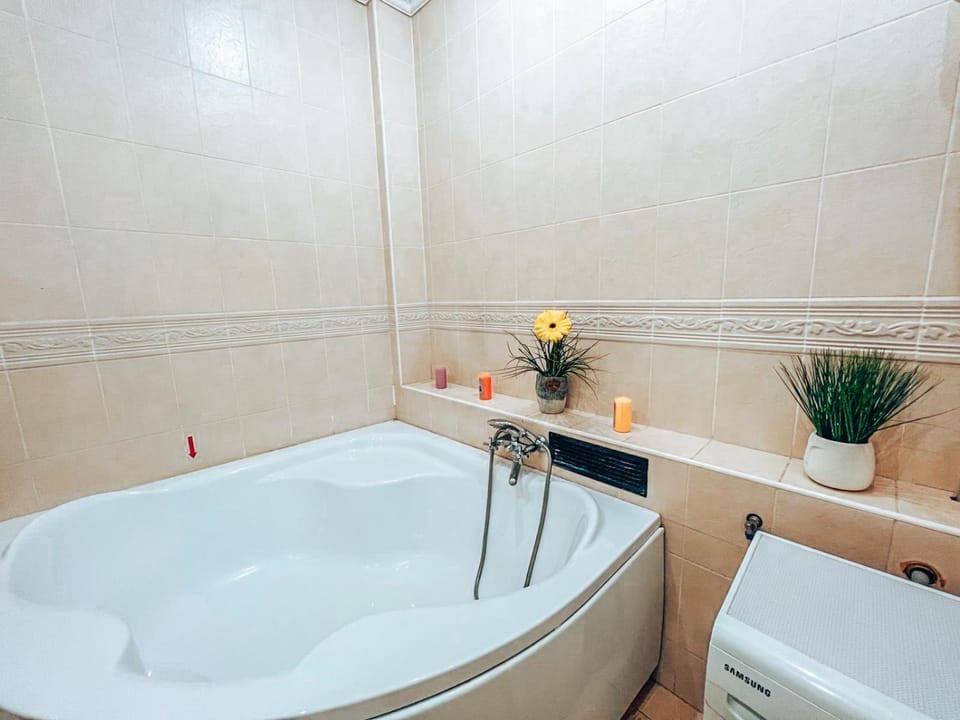 Bathroom, Bath