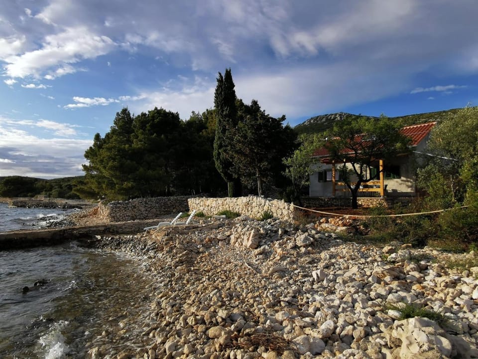 Kuća za odmor obitelji Pedišić House in Šibenik-Knin County, Croatia