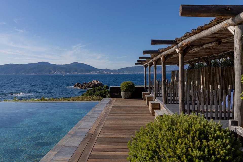 Villa Kirssis Bed and Breakfast in Corsica
