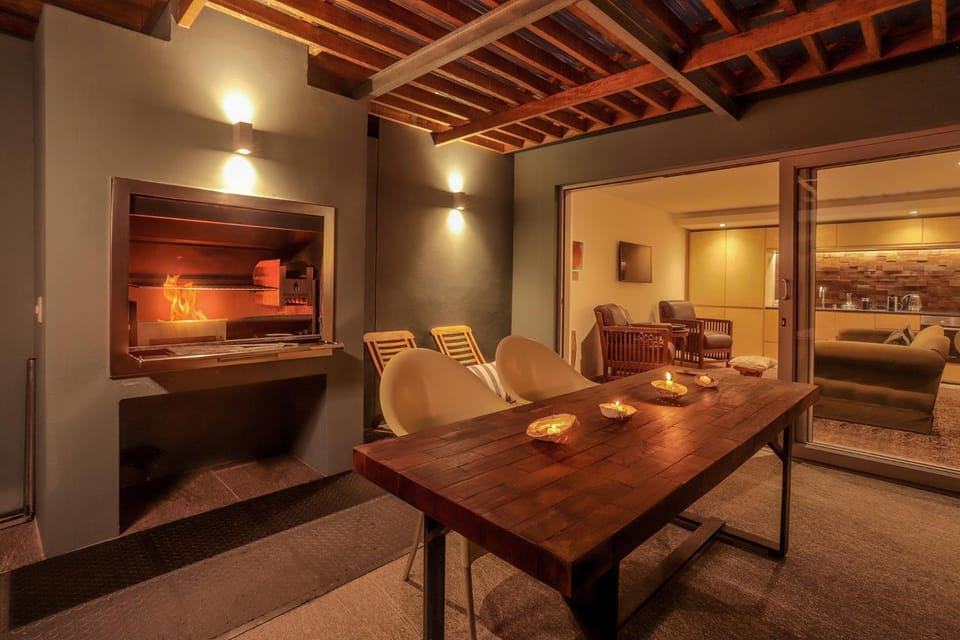 Patio, BBQ facilities, Dining area