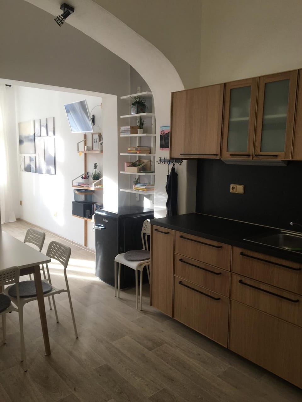 Kitchen or kitchenette