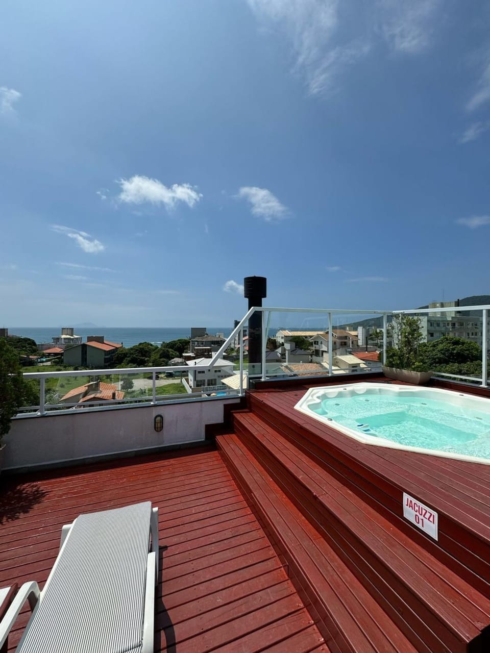 Day, Natural landscape, Hot Tub, View (from property/room), Balcony/Terrace, Balcony/Terrace, Pool view, Swimming pool, sunbed