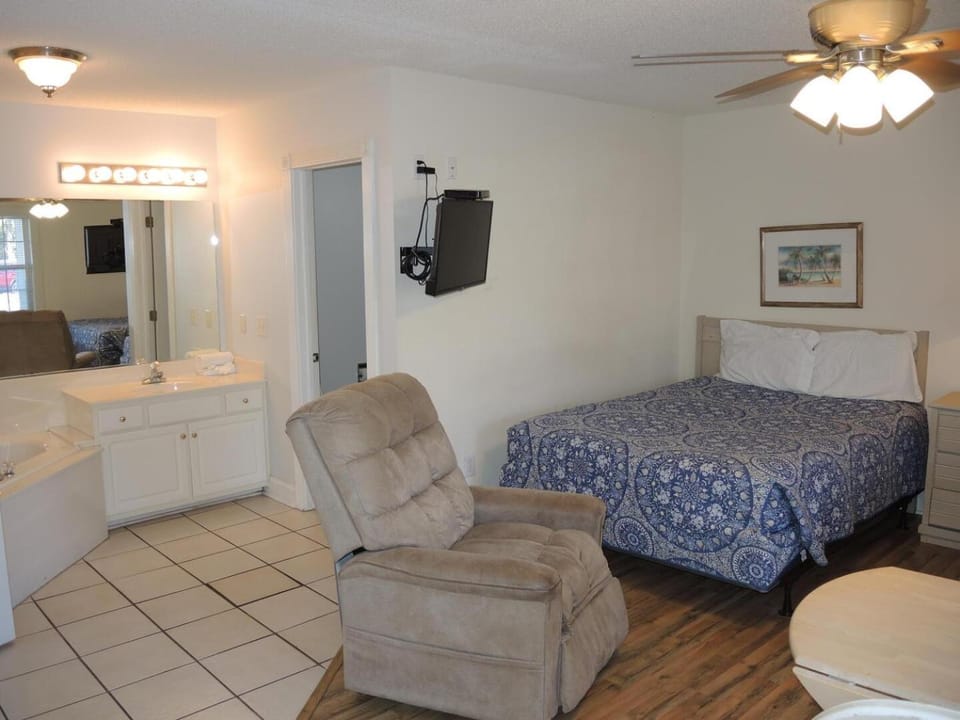 Golf Resort Studion Villa 1202L in the Heart of NC Seafood Country Apartment in South Carolina
