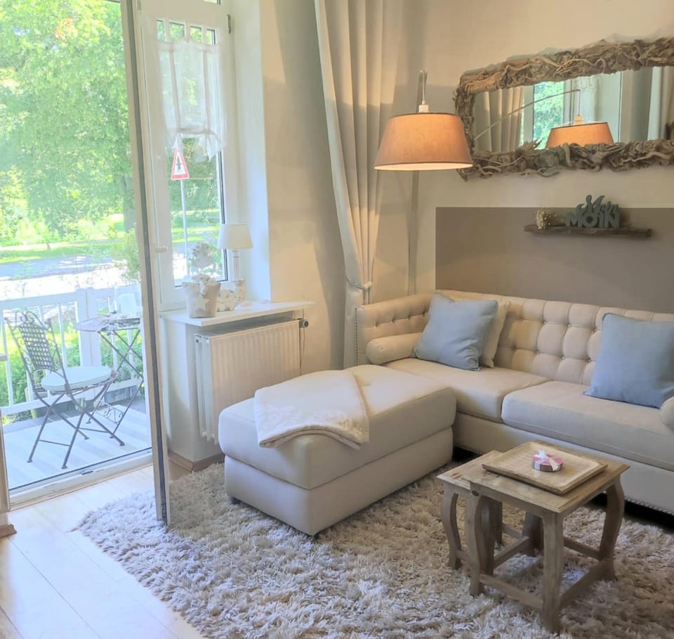 Balcony/Terrace, Living room, Seating area