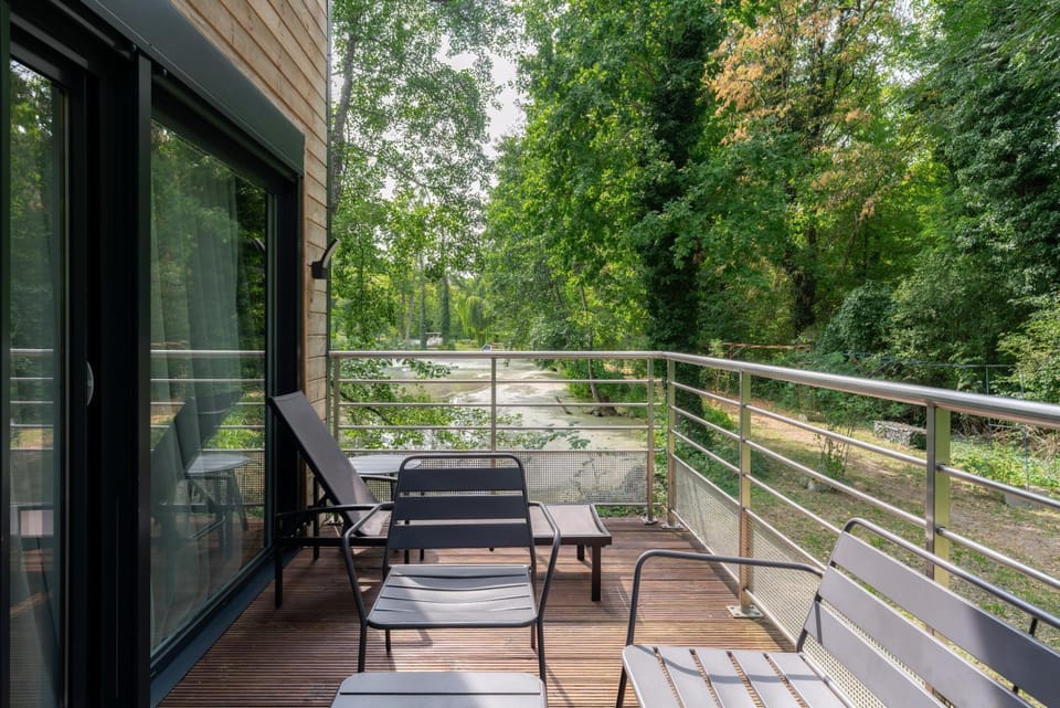 View (from property/room), Balcony/Terrace