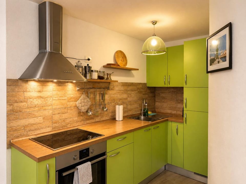 Kitchen or kitchenette, oven, stove