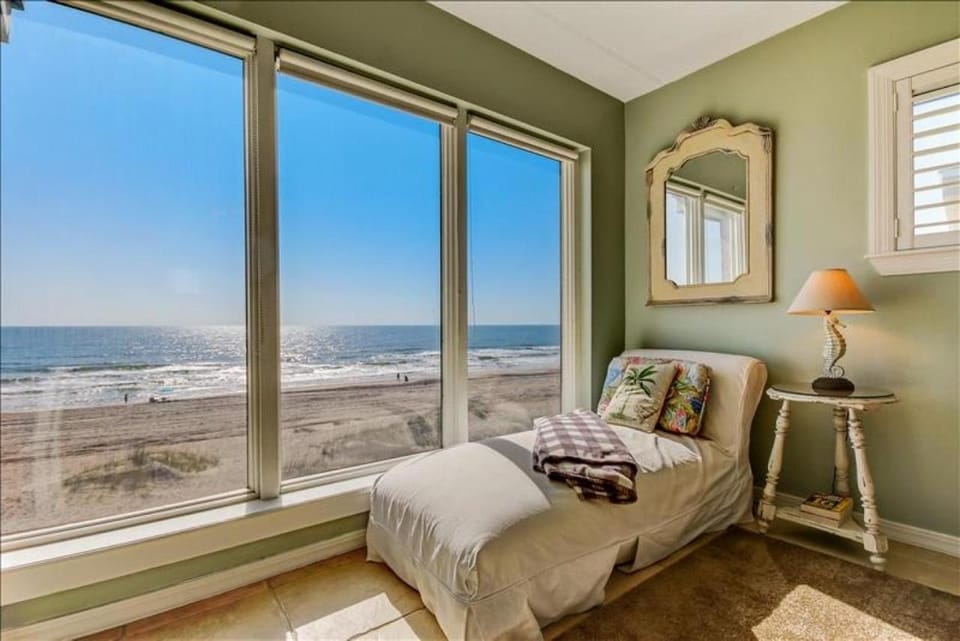 Oceans Of Amelia House in Fernandina Beach