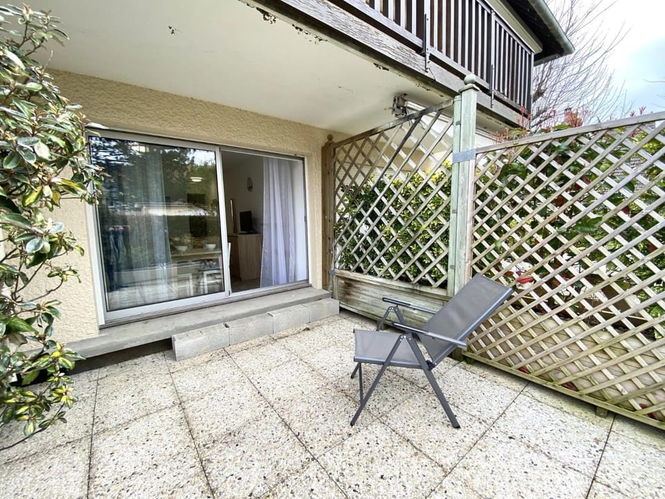 STUDIO AVEC TERRASSE PLEIN SUD - RÉSIDENCE LE FENIL AVENUE DE VERDUN A CABOURG Apartment in Cabourg