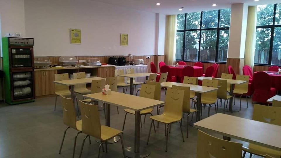 7 Days Inn (Hangzhou Xiaoshan Airport West Gate) Hotel in Hangzhou