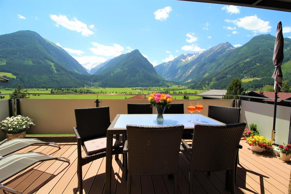 Summer, View (from property/room), Balcony/Terrace, Mountain view