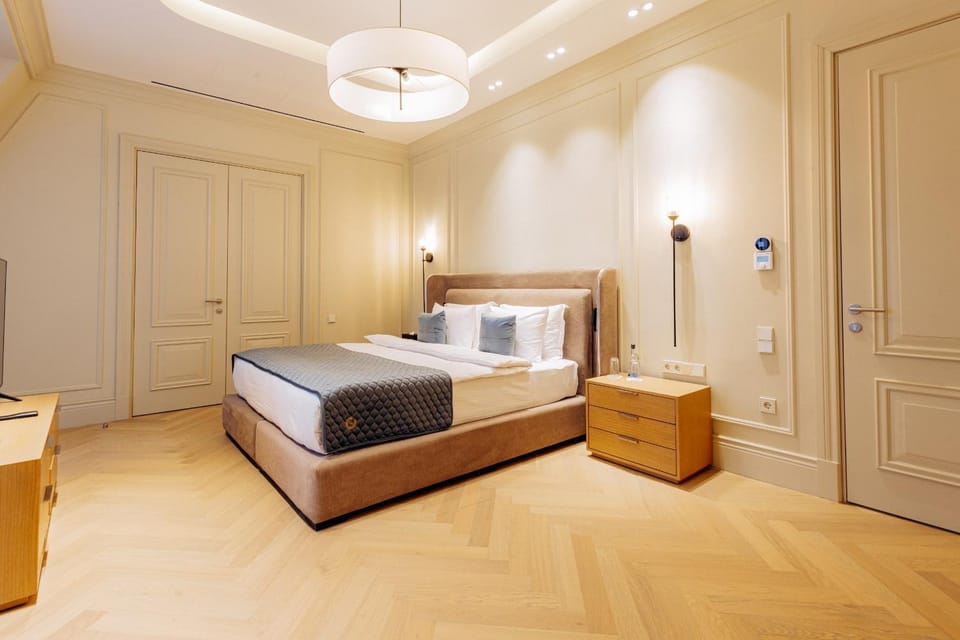 Bed, Bedroom, wardrobe