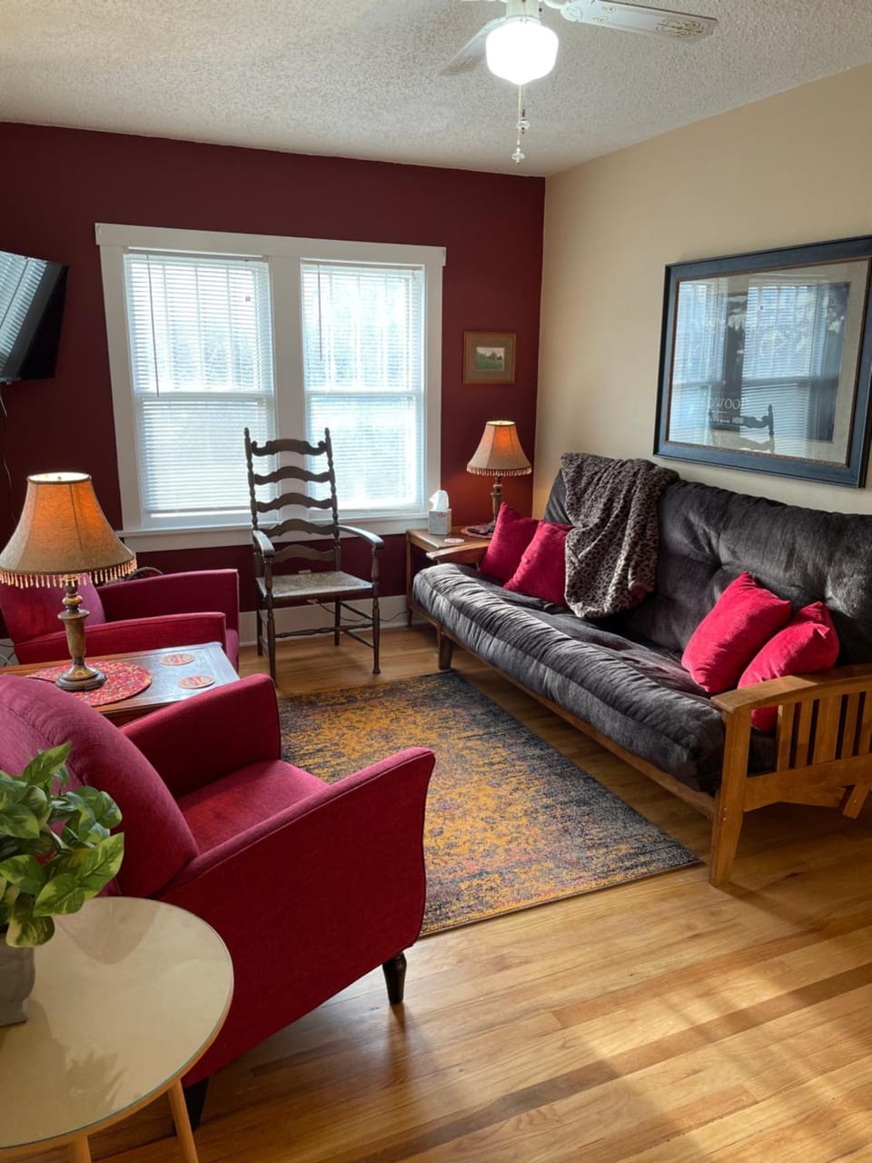 Living room, Seating area