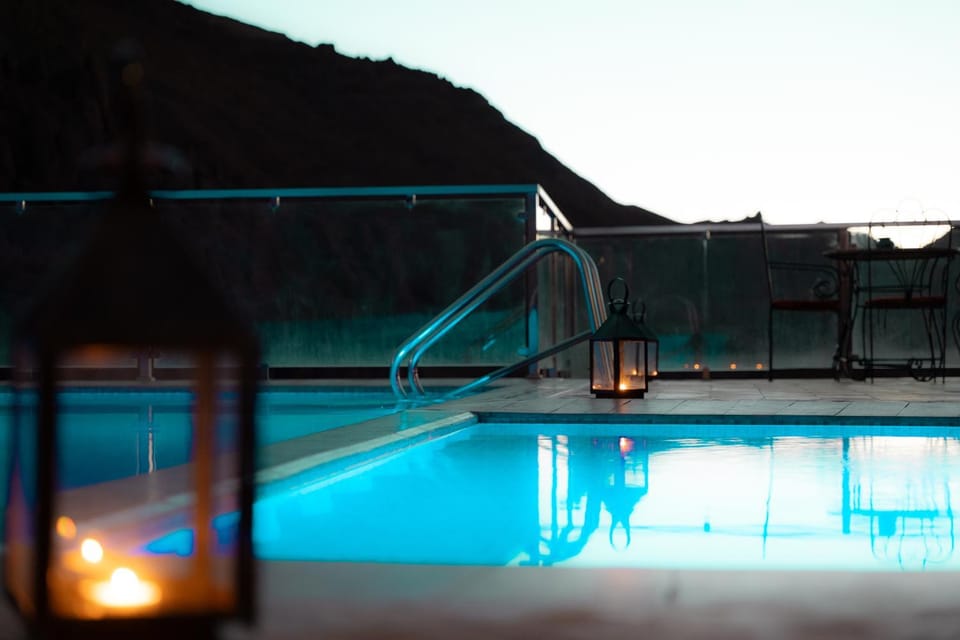 Swimming pool, Swimming pool