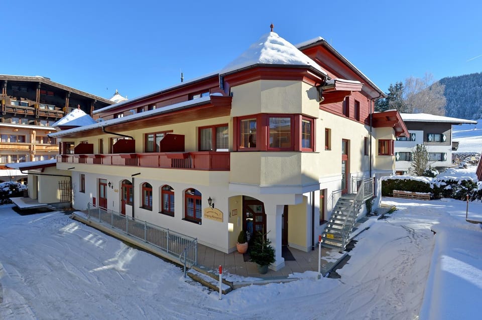 Property building, Winter