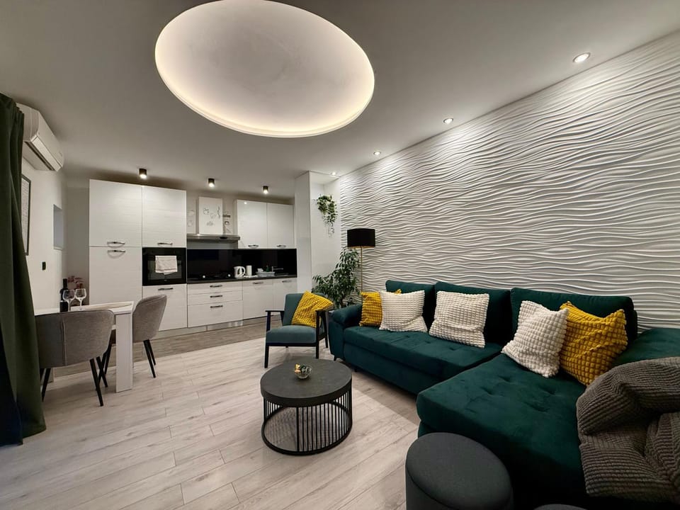 Kitchen or kitchenette, Living room, Seating area