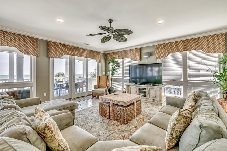 The Palms House in South Carolina
