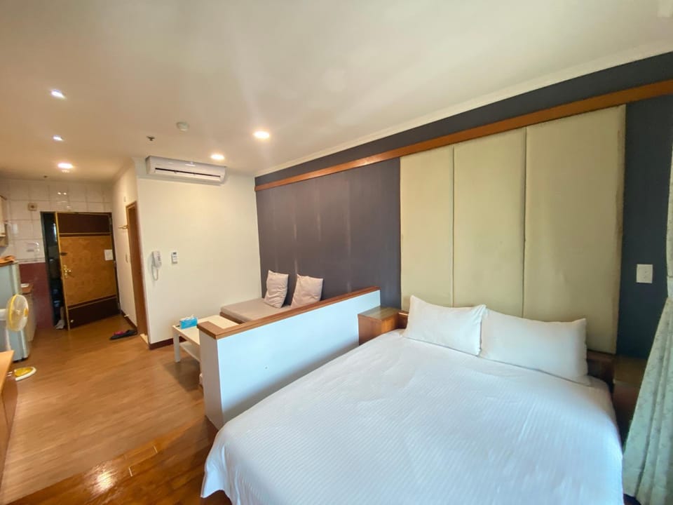 TV and multimedia, Photo of the whole room