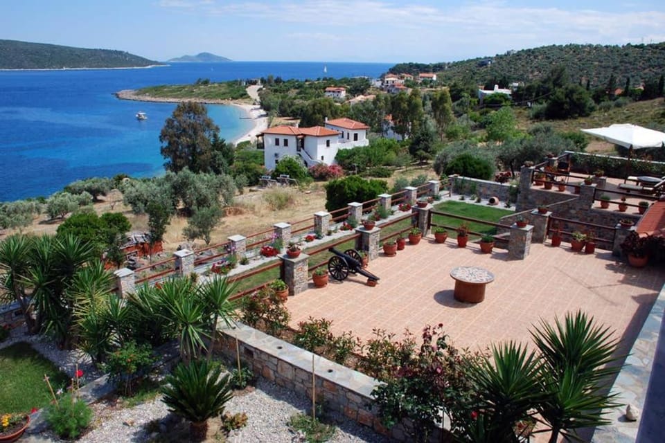 Vila Elena 2 astoning view House in Sporades, Greece