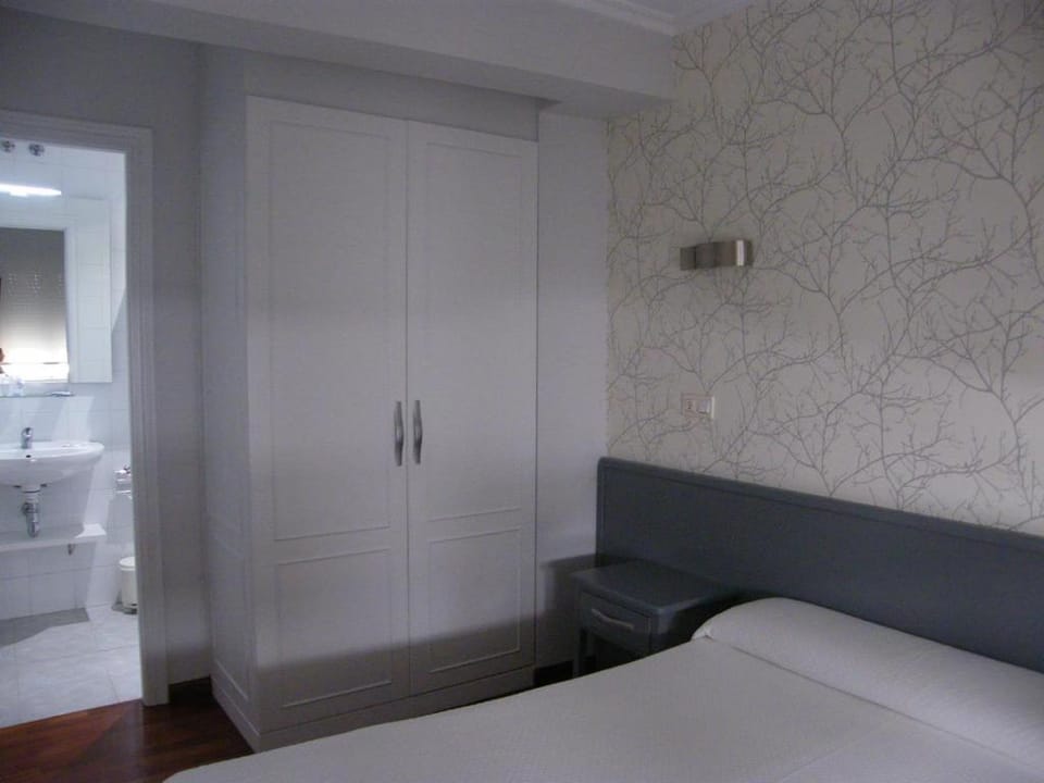 Hostal Valadares Bed and Breakfast in Galicia