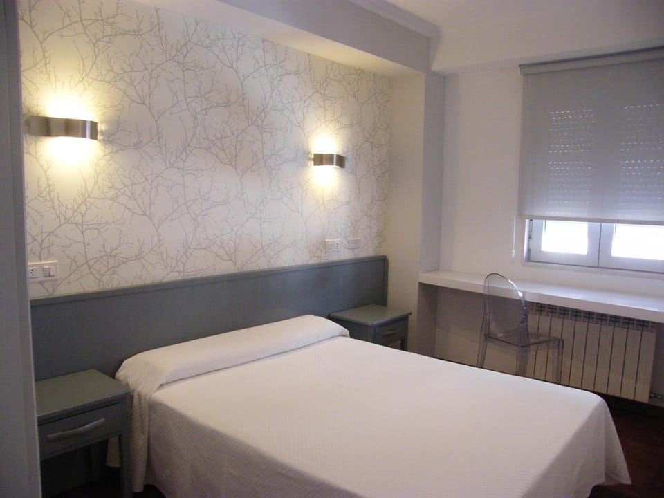 Day, Photo of the whole room