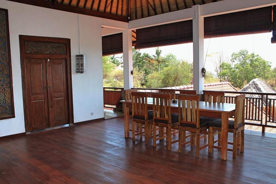 Villa Bukit Malas 4, 4 Bedroom Villa and Pool Villa in Abang