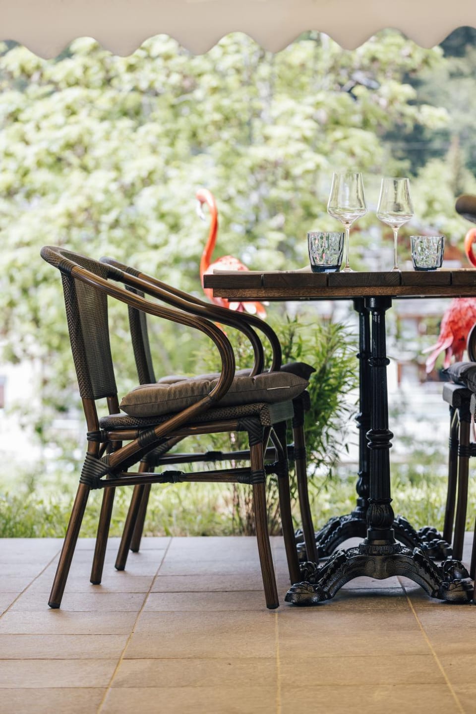 Restaurant/places to eat, Garden, View (from property/room), Balcony/Terrace, Dining area