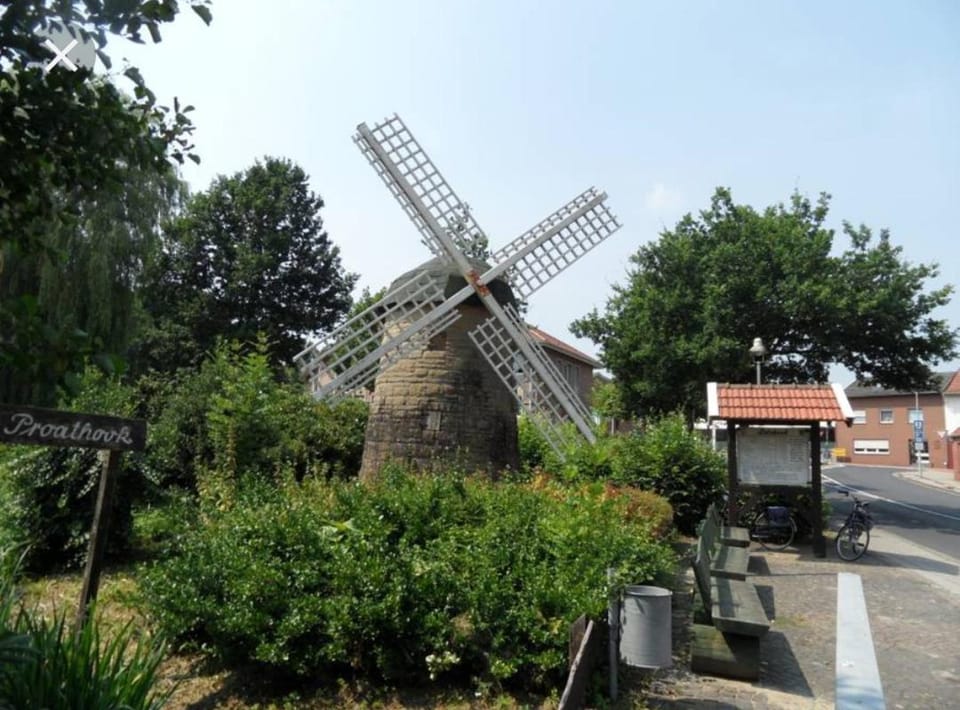 Nearby landmark