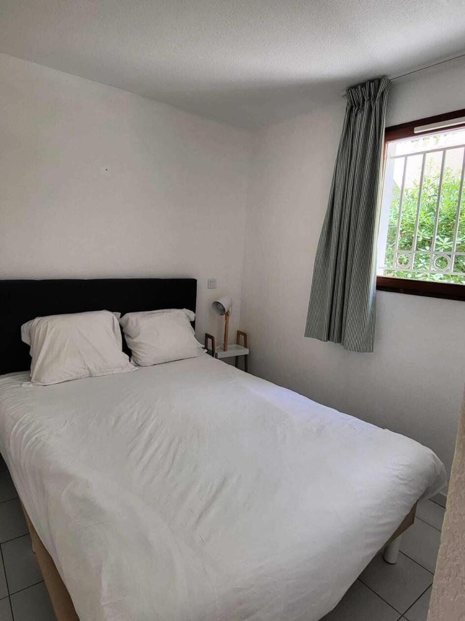 Bed, furniture