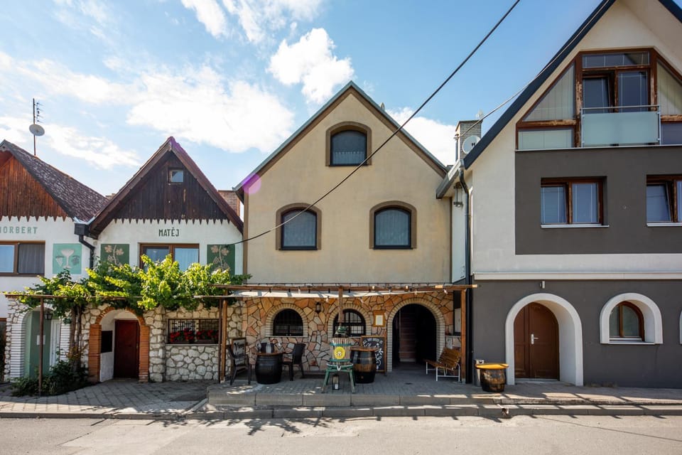 Vinařství Kratochvíla Apartment in South Moravian Region