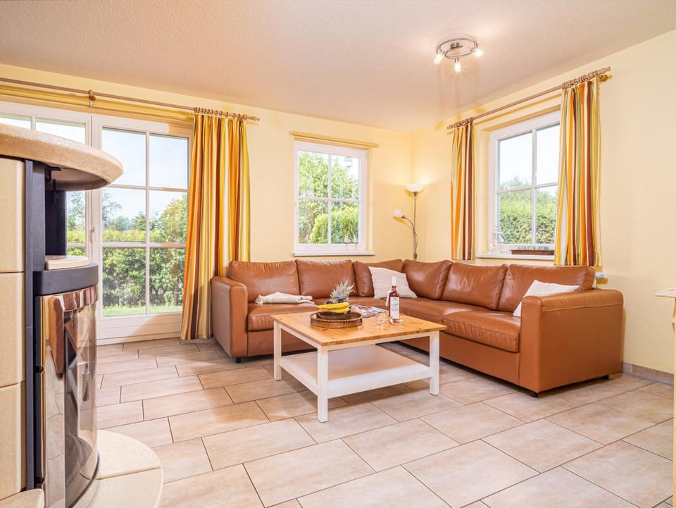Haus MEERESRAUSCHEN Whg. MR-1 Apartment in Wustrow