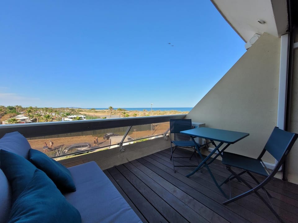 View (from property/room), Balcony/Terrace
