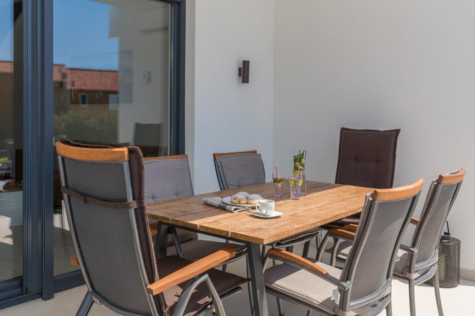 Balcony/Terrace, Dining area